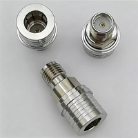 Adaptateur coaxial RF en laiton SMA femelle/mâle vers QMA mâle/femelle, connecteur inverseur QMA nickelé pour la communication sans fil