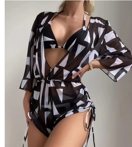 Nouveauté 2024 Ensemble trois pièces pour femmes européennes et américaines avec imprimé feuilles <span class=keywords><strong>Bikini</strong></span> et maillot de bain à manches longues pour la plage - Product Image 6