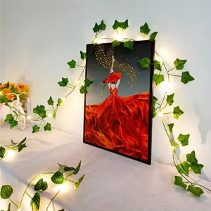 Lampes de jardin solaires à LED avec <span class=keywords><strong>guirlande</strong></span> de feuilles vertes artificielles blanc chaud pour l'intérieur et l'extérieur. - Product Image 6