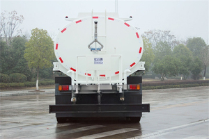 Autocisterna ISUZU da 30000 litri con pompa dell'acqua - Product Image 2