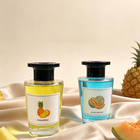 Diffuseur de parfum d'ambiance 100 ml, personnalisable, longue durée, aux senteurs fruitées et florales, avec bâtonnets en rotin et huiles essentielles