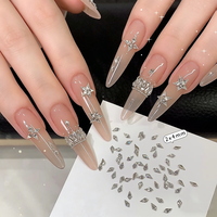 50 pièces de strass pour ongles en forme de cerf-volant, cristaux transparents en zircon taillés en diamant, breloques pour nail art, décorations d'ongles en losange à dos plat, pierres précieuses