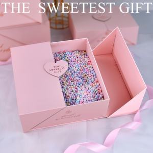 Rosa Doppeltürige Magnetische Geschenkbox mit Herzanhänger Klappbare Starre Box für Romantische und Geburtstagsgeschenkverpackungen - Product Image 6