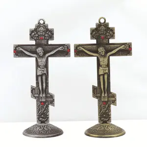 Diskon Besar Grosir Kerajinan Salib Yesus Kristen Katolik Dekorasi Desktop Logam Religius Perhiasan Kerajinan Ornamen