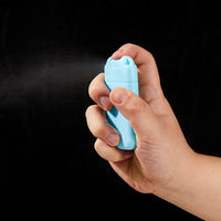 Fabricant vente en gros de désinfectant pour les mains de voyage vaporisateur de parfum de voyage rechargeable vide vaporisateur de carte de crédit en plastique vaporisateur