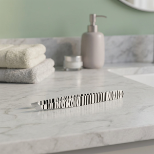 Pinzas para Cejas con Punta Inclinada y Diseño de Zebra, Personalizadas y Profesionales, de Acero Inoxidable Reutilizable, Herramienta de Belleza - Product Image 4