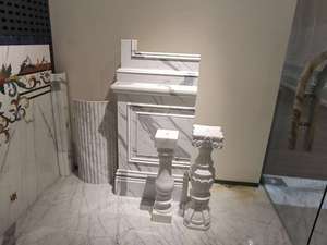 Chimenea tradicional de mármol con tallado ornamentado, de mármol blanco, para interiores, con estufa de leña para comedor. - Product Image 2