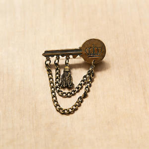 Pins de solapa personalizados de metal para sombreros, insignias, broches, pins de esmalte duro y blando, accesorios de vestimenta del fabricante - Product Image 6