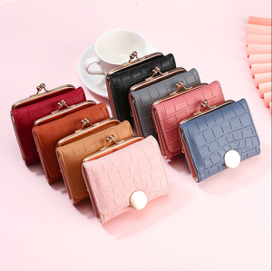 Monedero corto y bonito de cuero sintético para mujer, tarjetero con múltiples ranuras para tarjetas, nueva moda, billetera corta sencilla con diseño de piedras - Product Image 1