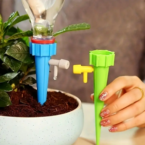 Pointes d'auto-arrosage réglables Dispositifs d'arrosage pour plantes en matériau PP avec interrupteur <span class=keywords><strong>de</strong></span> soupape <span class=keywords><strong>de</strong></span> commande <span class=keywords><strong>de</strong></span> libération pour une utilisation dans le <span class=keywords><strong>jardin</strong></span> intérieur - Product Image 3