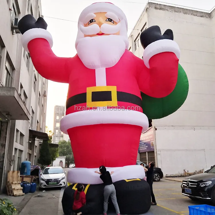 33ft Huge Inflatable Christmas Santa for Christmas Decoration