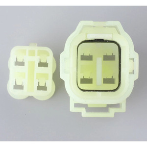 Conectores Impermeables de 4 Pines, Plástico Amarillo, IP20, para Vehículos Chang'an Suzuki, Modelo 6180-4181 6187-4441 - Product Image 3