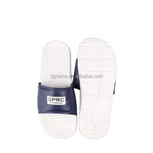 Design PU EVA scivoli sandali personalizzati 2024 nuovi uomini PVC spiaggia scarpe da uomo in pelle di gomma estate pantofole di cotone