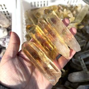 Punto di <span class=keywords><strong>citrino</strong></span> grezzo con punto terminato al <span class=keywords><strong>quarzo</strong></span> di cristallo di guarigione naturale all'ingrosso - Product Image 3