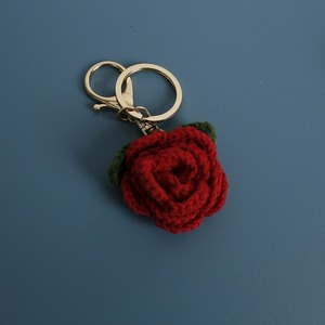 Breloque de sac en <span class=keywords><strong>laine</strong></span> tricotée à la main pour femme, pendentif en crochet, <span class=keywords><strong>porte</strong></span>-clés de Noël avec motif de rose et de tournesol - Product Image 5