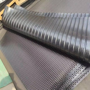 Tapis <span class=keywords><strong>de</strong></span> stalles <span class=keywords><strong>pour</strong></span> chevaux 4 x 6 pouces, tapis <span class=keywords><strong>de</strong></span> <span class=keywords><strong>sol</strong></span> <span class=keywords><strong>pour</strong></span> écurie <span class=keywords><strong>de</strong></span> vaches et <span class=keywords><strong>de</strong></span> chevaux, <span class=keywords><strong>matelas</strong></span> <span class=keywords><strong>pour</strong></span> vaches, tapis en caoutchouc antidérapant et imperméable <span class=keywords><strong>pour</strong></span> zone <span class=keywords><strong>de</strong></span> marche/attente des vaches - Product Image 6