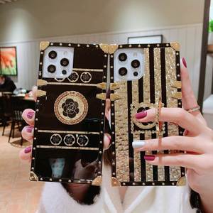 Funda de Teléfono de Lujo con Flores Doradas Brillantes, TPU+PC, Antigolpes, para 17/16E/13/14/12/11 Pro <span class=keywords><strong>Max</strong></span>/X/R7/8/15 A53, con Anillo - Product Image 2