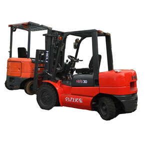 Montacargas Heli con Motor Diésel Isuzu Japonés de 3 Toneladas, Usado, para Manejo de Materiales en Almacén - Product Image 1