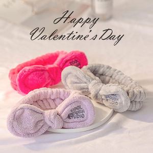 Korean Women's <b>Cute</b> Bow Wide Cross-Style U-Shaped <b>Headband</b> for Face Mask Hair Accessory - Product Image 1