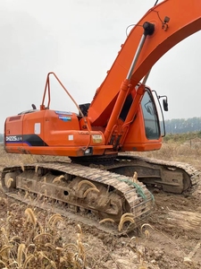 รถขุดไฮดรอลิก Doosan DH225LC-7 ขนาด 21.5 ตัน ใช้เครื่องยนต์ Isuzu พร้อมส่งออก รุ่นปี 2024 เกียร์และปั๊ม - Product Image 3