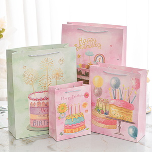 Sacs en papier ivoire imprimés motif gâteau d'<span class=keywords><strong>anniversaire</strong></span> pailleté avec poignée en corde, sacs de courses créatifs à motifs de dessins animés pour cadeaux de fête - Product Image 2
