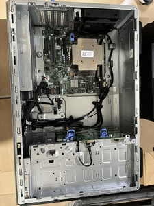 Le nouveau serveur tour PowerEdge T350 est doté d'un SSD de 960 Go, de 16 Go de mémoire et d'un processeur Xeon, le nouveau serveur tour Dell PowerEdge T350. - Product Image 4