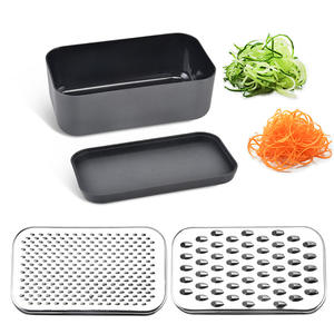 Râpe à légumes et fruits en acier inoxydable, ensemble de 4 pièces avec récipient - Product Image 1