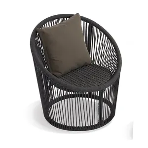 Design moderne Ensemble de meubles de jardin en aluminium tissé imperméable Petite table basse de salon chaise en osier avec corde