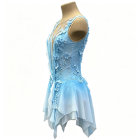 Robe de patinage artistique 3D à motif floral dégradé bleu clair et blanc, sans manches, dos ouvert en maille, costume de danse sur glace pour adultes et enfants