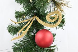 Guirnalda Decorativa para Puerta Ecológica Personalizada de Buena Calidad, Guirnaldas Navideñas Artificiales de PVC - Product Image 3