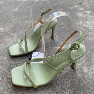 <span class=keywords><strong>Sandali</strong></span> da donna personalizzati con Logo sandalo con <span class=keywords><strong>tacco</strong></span> con Logo da donna con punta quadrata personalizzata da <span class=keywords><strong>5</strong></span> <span class=keywords><strong>cm</strong></span> - Product Image 3