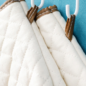 Pure Cotton Oven Mitts White Thickened Heat Resistant For Baking And Microwave Use Small Size - Product Image 3