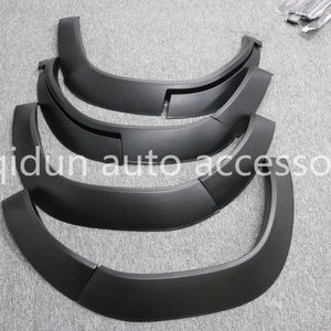 Guardabarros de Rueda Estilo OEM de Buena Calidad Marca KQD, Compatible con Toyota Fortuner - Product Image 2