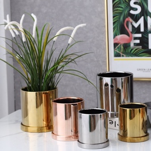 Nordic Galvanotecnica Disposizione Dei Fiori di <span class=keywords><strong>Ceramica</strong></span> Rotondo <span class=keywords><strong>Vaso</strong></span> di Fiori Vasi di <span class=keywords><strong>Piante</strong></span> Commercio All'ingrosso Ornamento Che Placca Dorata <span class=keywords><strong>Vaso</strong></span> - Product Image 4