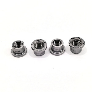 Écrous de soudage de type T M4 M20 ronds métriques en acier de grade B niveau 4.8 pour équipement de transport ferroviaire - Product Image 3