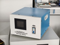Régulateur/Stabilisateur de tension AC automatique monophasé haute précision en cuivre pur SVC-1KVA 2KVA 3KVA 5KVA 15KVA pour centre de données