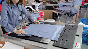 Manufactory Direct Pneumatic <strong>Folder</strong> Hot Sales <strong>Automatic</strong> <strong>T</strong> <strong>Shirt</strong> Folding Machine for Folding <strong>Shirts</strong> - Product Image 4