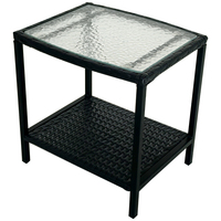 Table d'appoint carrée en rotin PE pour patio, avec plateau en verre martelé et étagère de rangement inférieure, pour jardin extérieur (vente en gros)