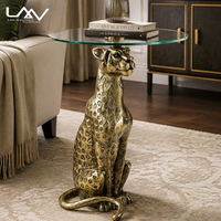 Table d'appoint de style designer pour salon de villa, forme léopard, table d'angle pour chambre d'hôtel, cadre en cuivre, plateau en verre, mobilier