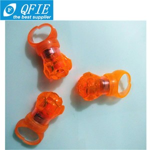 Yiwu's Mini LED Finger Light Toy Plastic Magic Rose Multicolor Unisex CE Certified para niños - Product Image 2