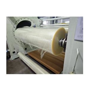 China Wholesale Prijs 1280Mm * 4000M Opp Gom Tape Jumbo <span class=keywords><strong>Roll</strong></span> Bopp Plakband Jumbo <span class=keywords><strong>Roll</strong></span> - Product Image 1