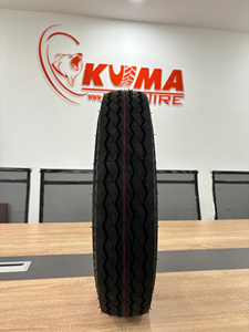 Nouveau pneu de camionnette à bande de roulement diagonale en caoutchouc naturel KUMA K701 de haute qualité pour véhicules, noir, garantie de remplacement d'un an, largeur 205-225 mm - Product Image 4
