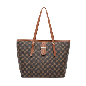 Borsa Tote da Donna in Pelle PU Premium con Manico Morbido, Chiusura a Cerniera e Tracolla Staccabile - Product Image 6