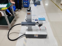 Máquina de Grabado Láser de Fibra Mopa JPT 30 para Oro y Plata, de Escritorio, con 2 Años de Garantía, Buen Precio