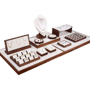 定制胡桃木戒指耳环项链手链吊坠展示架套装批发经典珠宝容器包装 - Product Image 5