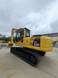 รถขุดมือสองญี่ปุ่น Komatsu PC220-8 ลดราคาพิเศษ ทดสอบแล้วใช้งานได้ดี รถขุด PC220-8 ราคาถูก - Product Image 5