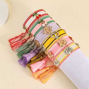 Handgefertigtes Gewebtes Freundschaftsarmband mit Quaste Trendiges Kirsch-Design Personalisierbare Vintage Verstellbare Stoffarmbänder - Product Image 2