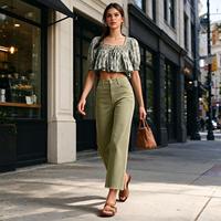 Jean droit taille haute vert olive avec ourlet brut et pantalon en denim pour femme, idéal pour les trajets quotidiens en automne