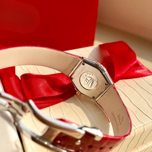 Elegante Reloj de Pulsera para Mujer con Esfera con Diseño de Estrellas, Bisel con Incrustaciones de Diamantes, Correa de Cuero con Textura de Cocodrilo, Movimiento de Cuarzo Omegaes - Product Image 3