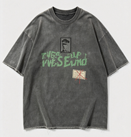 T-shirt oversize délavé avec impression DTG Kornit, motif graffiti, lettres, portrait, estampé, bords effilochés, style streetwear
